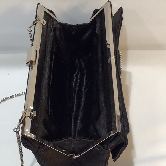 Elegant Evening bag w/ rhinestone clasp - Picture 5 of 7